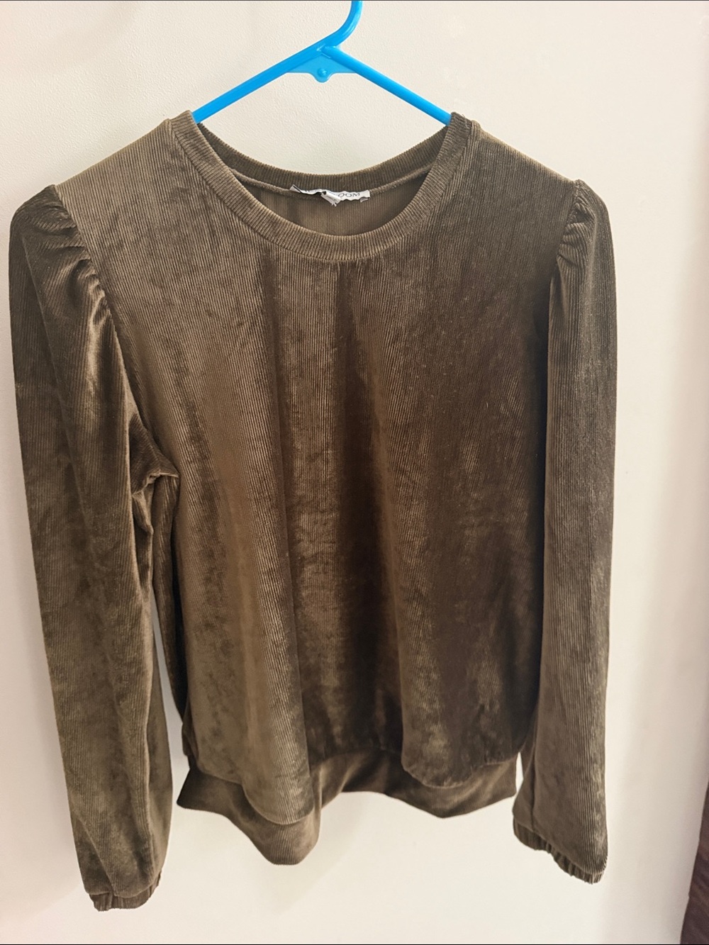 Heartloom Olive Velvet Puff-Sleeve Sweatshirt